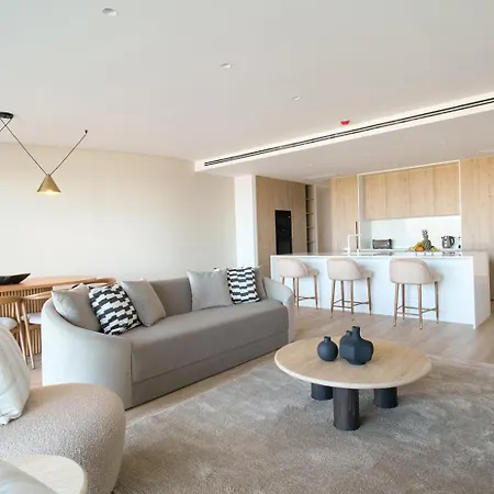 Exquisite Sea View - 24e Apartment